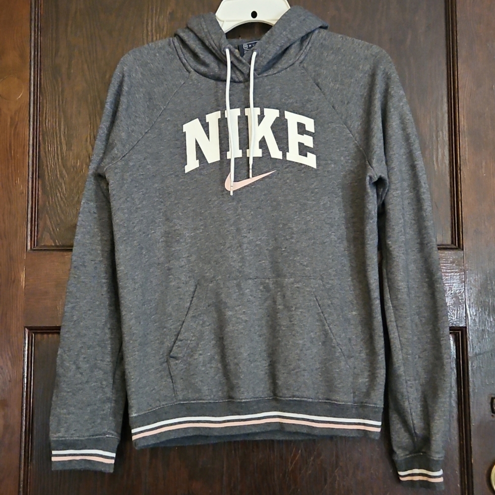 EUC Nike Hooded Sweatshirt - Size XS